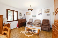 BELGENTIER (83) House for sale 5 rooms + garage 6700m of land.