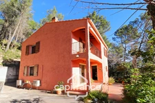 BELGENTIER (83) House for sale 5 rooms + garage 6700m of land.