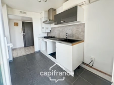 Appartement à vendre 4 pièces LA CIOTAT (13) - 74m2  terrasse vue mer - cave - au calme - à pieds centre ville.