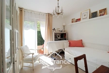 Dpt Var (83), for sale TOULON SERINETTE 4-room apartment + large garden level.  
