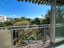 Appartement à vendre 4 pièces LA CIOTAT (13) - 74m2  terrasse vue mer - cave - au calme - à pieds centre ville.