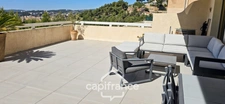 6-room apartment + 1 double garage TOULON (83)