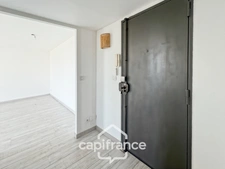 Appartement à vendre 4 pièces LA CIOTAT (13) - 74m2  terrasse vue mer - cave - au calme - à pieds centre ville.