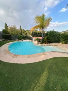 5-room villa for sale + swimming pool in BANDOL (83)