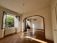 CHAMBÉRY – T2 EN REZ-DE-JARDIN AVEC EXTÉRIEUR PRIVATIF