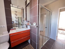 Maison 5 pièces accueillante et verdoyante