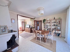 Maison 5 pièces accueillante et verdoyante