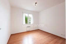 Everything within walking distance · Single-story home with 107 m² of living space · 4 bedrooms 