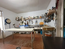 Corps de ferme – 1 280 m² de hangars + maison DPE B – Saint-Sever (40)