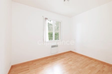 Everything within walking distance · Single-story home with 107 m² of living space · 4 bedrooms 