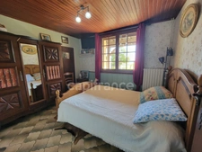 Corps de ferme – 1 280 m² de hangars + maison DPE B – Saint-Sever (40)