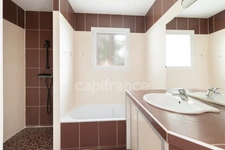 Everything within walking distance · Single-story home with 107 m² of living space · 4 bedrooms 