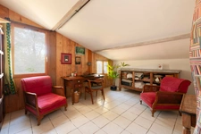 Vielle-Tursan – Une maisonnette singulière au cœur d’un terrain boisé de 4 800 m²
