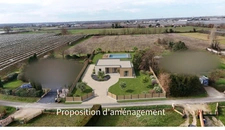 Un terrain à bâtir de 1 994 m², au calme d'un hameau, à deux pas de tout.