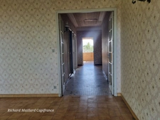 EXCLUSIVITÉ — Maison de caractère à rénover — Cadre naturel exceptionnel  sur 3 300 m² de terrain