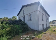 EXCLUSIVITÉ — Maison de caractère à fort potentiel à rénover — Cadre naturel exceptionnel  sur 3 300 m² de terrain