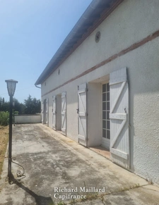 EXCLUSIVITÉ — Maison de caractère à rénover — Cadre naturel exceptionnel  sur 3 300 m² de terrain