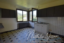 Maison avec terrain arboré de 2 200 m² à Fresse-sur-Moselle