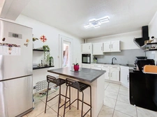 *** VILLA * 4 CHAMBRES * TERRAIN * PISCINE ***