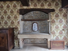 Maison de village- FARGES LES MACON (71)