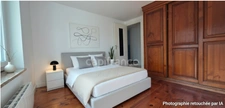  Charme de l'ancien : Maison familiale avec jardin, offrant 240m2 de surface totale au sol