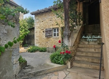 Maison de village- FARGES LES MACON (71)