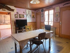 Le charme de la pierre et l'authenticité bressane ! 🏡 ✨