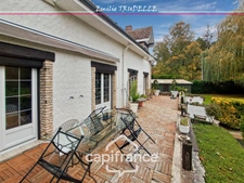 House for sale, 6 rooms, 138m², TORCE EN VALLEE (72) - 3/4 bedrooms + apartment, pond, pool on landscaped grounds of 8500m²