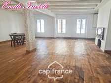 Maison à vendre 6 pièces LA CHARTRE SUR LE LOIR (72) Maison de caractère – cœur de ville – 181 m² – cour, dépendance et caves 