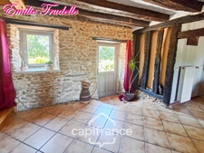 🏡 Longère de caractère du XVe siècle à vendre 5 pièces NUILLE LE JALAIS (72)  – 105 m²- 3ch – Terrain de 1 823 m²