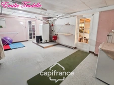 Dpt Sarthe (72), à vendre SAINT CALAIS maison P3, 1 chambre, terrain clos 483 m² et sous-sol