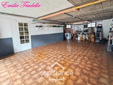 Dpt Sarthe (72), à vendre SAINT CALAIS maison P3, 1 chambre, terrain clos 483 m² et sous-sol