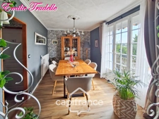 Dpt Sarthe (72), à vendre SAINT CALAIS maison P3, 1 chambre, terrain clos 483 m² et sous-sol