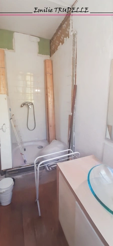 Dpt Sarthe (72), à vendre LA CHARTRE SUR LE LOIR maison 5/6 chambres BORD DE LOIR  terrain de 275m²