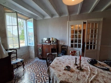 House for sale in CHAHAIGNES (72), 5 rooms, 4 bedrooms + building plot with garages