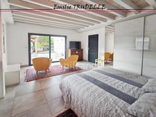 11-room property for sale in LA CHARTRE SUR LE LOIR (72) with loft, gîte, indoor pool and spa – 324 m² of living space – 7 bedrooms – 5,130 m² of land