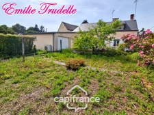 Single-storey 3-room house for sale in CHAHAIGNES (72) with landscaped garden and large garage