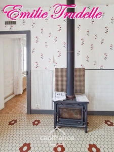 Single-storey 3-room house for sale in CHAHAIGNES (72) with landscaped garden and large garage