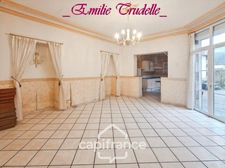 House for sale, 5 rooms (72), 125 m², 3/5 bedrooms, enclosed garden 300 m², outbuildings, Saint-Calais