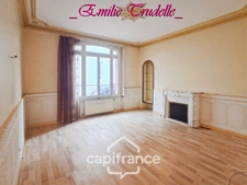 House for sale, 5 rooms (72), 125 m², 3/5 bedrooms, enclosed garden 300 m², outbuildings, Saint-Calais