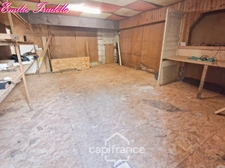 House for sale, 6 rooms, LA CHARTRE SUR LE LOIR (72) Character house – town center – 181 m² – courtyard, outbuilding and cellars 