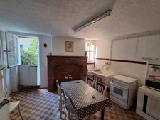 House for sale in CHAHAIGNES (72), 5 rooms, 4 bedrooms + building plot with garages