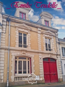 House for sale, 5 rooms (72), 125 m², 3/5 bedrooms, enclosed garden 300 m², outbuildings, Saint-Calais