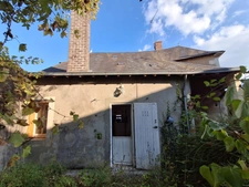 House for sale in CHAHAIGNES (72), 5 rooms, 4 bedrooms + building plot with garages