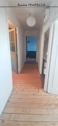 Dpt Sarthe (72), à vendre LA CHARTRE SUR LE LOIR maison 5/6 chambres BORD DE LOIR  terrain de 275m²