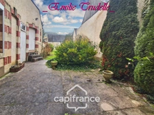 House for sale, 5 rooms (72), 125 m², 3/5 bedrooms, enclosed garden 300 m², outbuildings, Saint-Calais