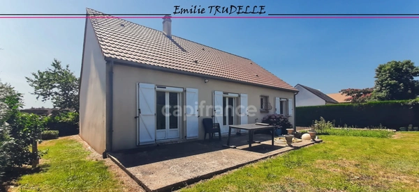 Maison à vendre pavillon 5 pièces, 3 chambres LHOMME (72) 97m², terrain de 840 m² 