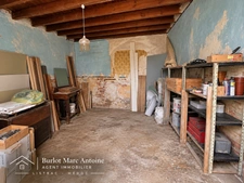 Listrac-Médoc – Maison à rénover – Plusieurs lots possibles – Idéal investisseur