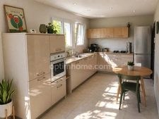 Maison contemporaine de 108 m² avec 3 chambres, double terrasse et garage – à 10 min de Castelnau-de-Médoc