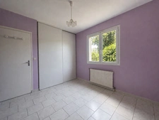 Saint-Laurent-Médoc – Maison de charme avec jardin arboré, garage en pierre de 80 m² et dépendance